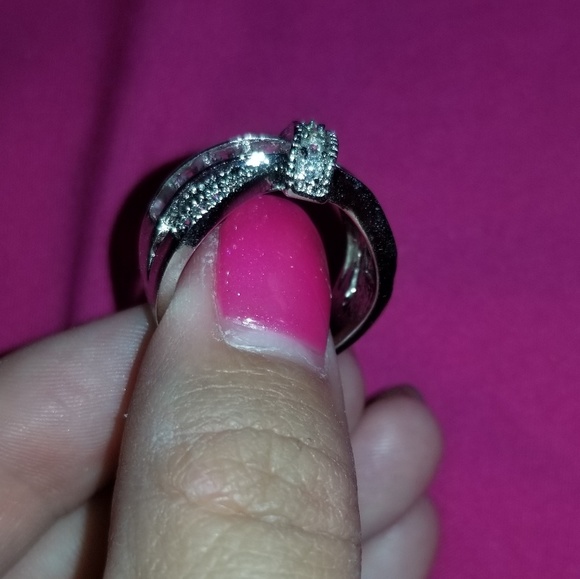 Pink & Silver Rhinestone Ring - Picture 5 of 7